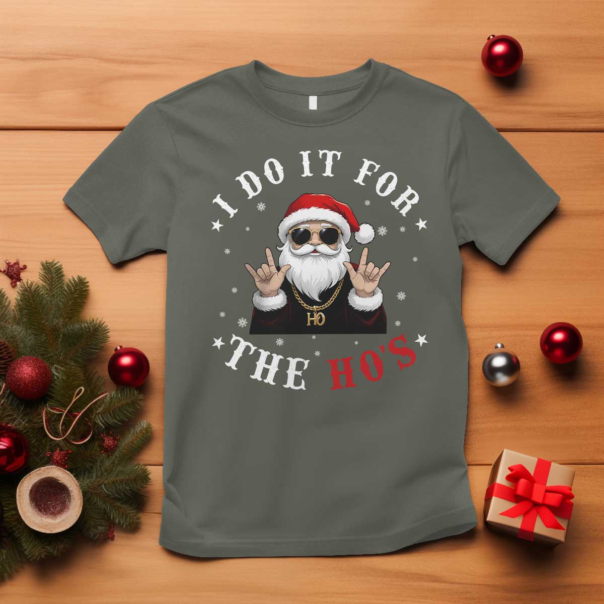 funny-santa-christmas-t-shirt-i-do-it-for-the-hos-rude-xmas
