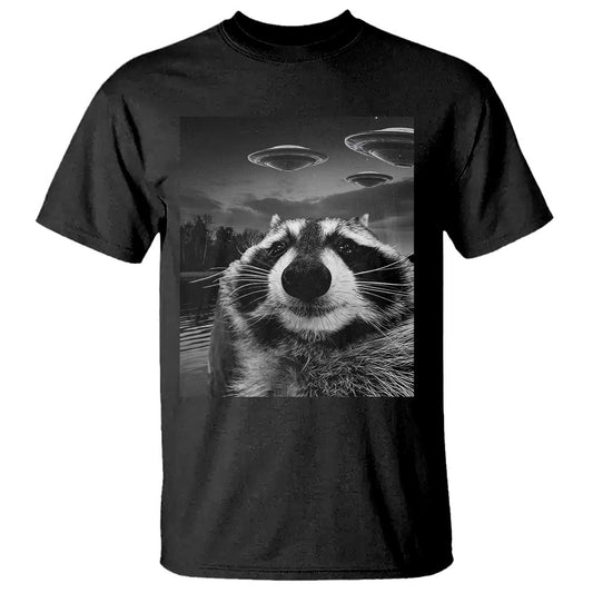 funny-graphic-racoon-selfie-with-ufos-weird-t-shirt-funny-graphic-racoon-selfie-with-ufos-weird