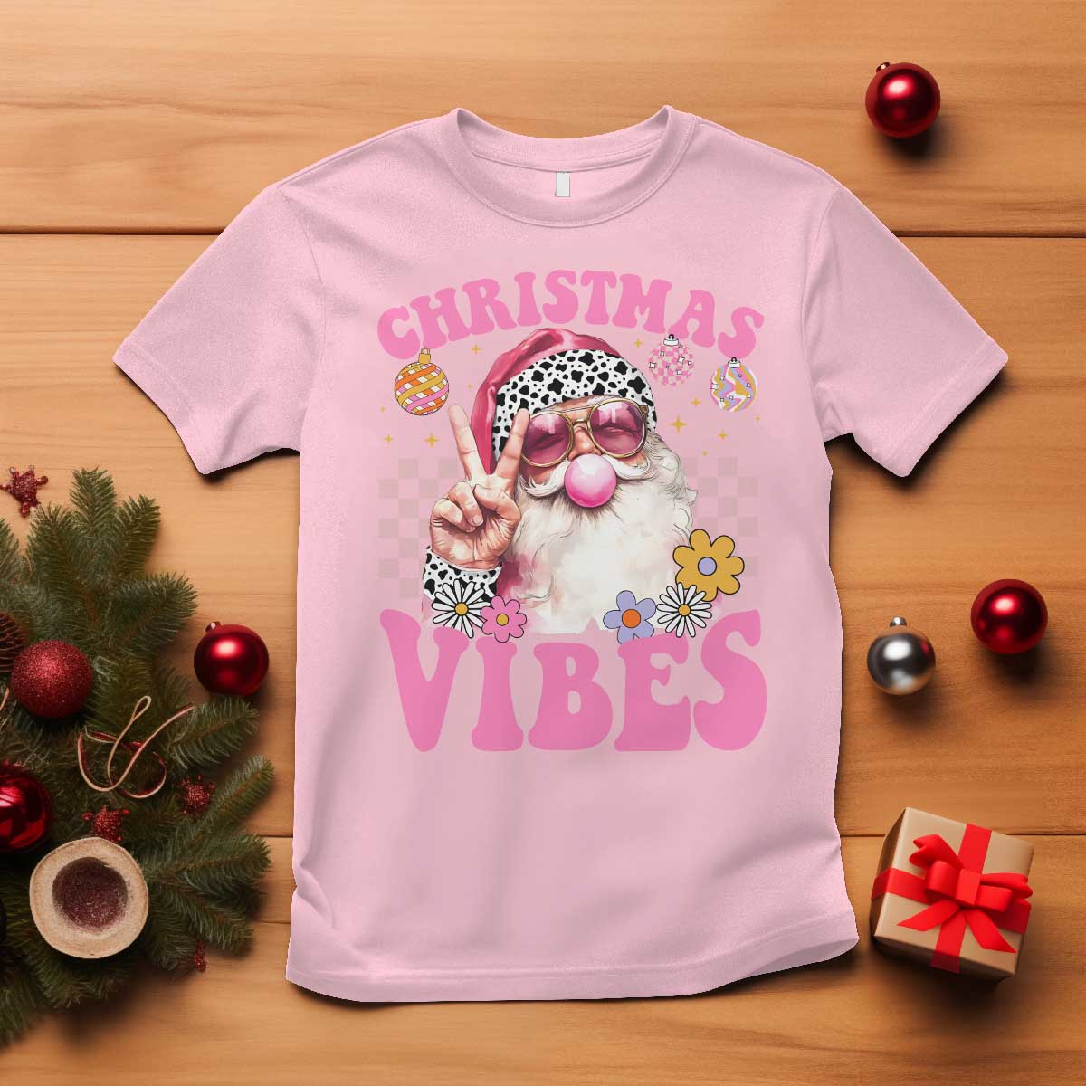retro-christmas-santa-t-shirt-pink-xmas-vibes-groovy-santa-claus-womens-kids-girls-gifts