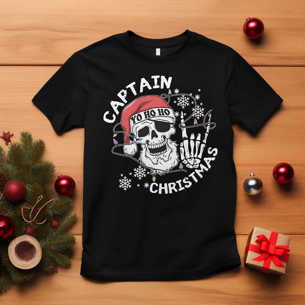 pirate-christmas-t-shirt-skull-skeleton-lights-pirates-caribbean-cruise