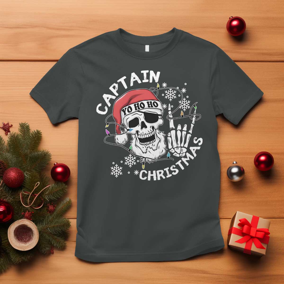 pirate-christmas-t-shirt-skull-skeleton-lights-pirates-caribbean-cruise