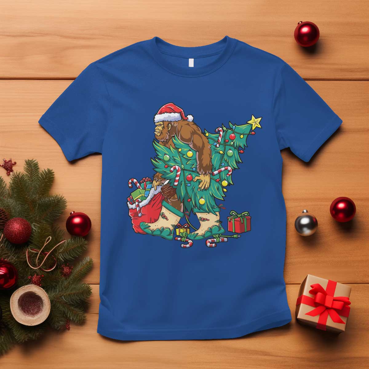 funny-santa-bigfoot-christmas-tree-t-shirt
