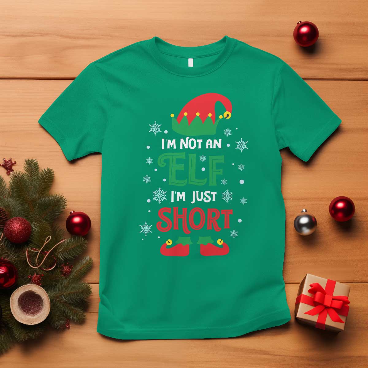 funny-christmas-elf-t-shirt-im-not-an-elf-im-just-short-snowflakes