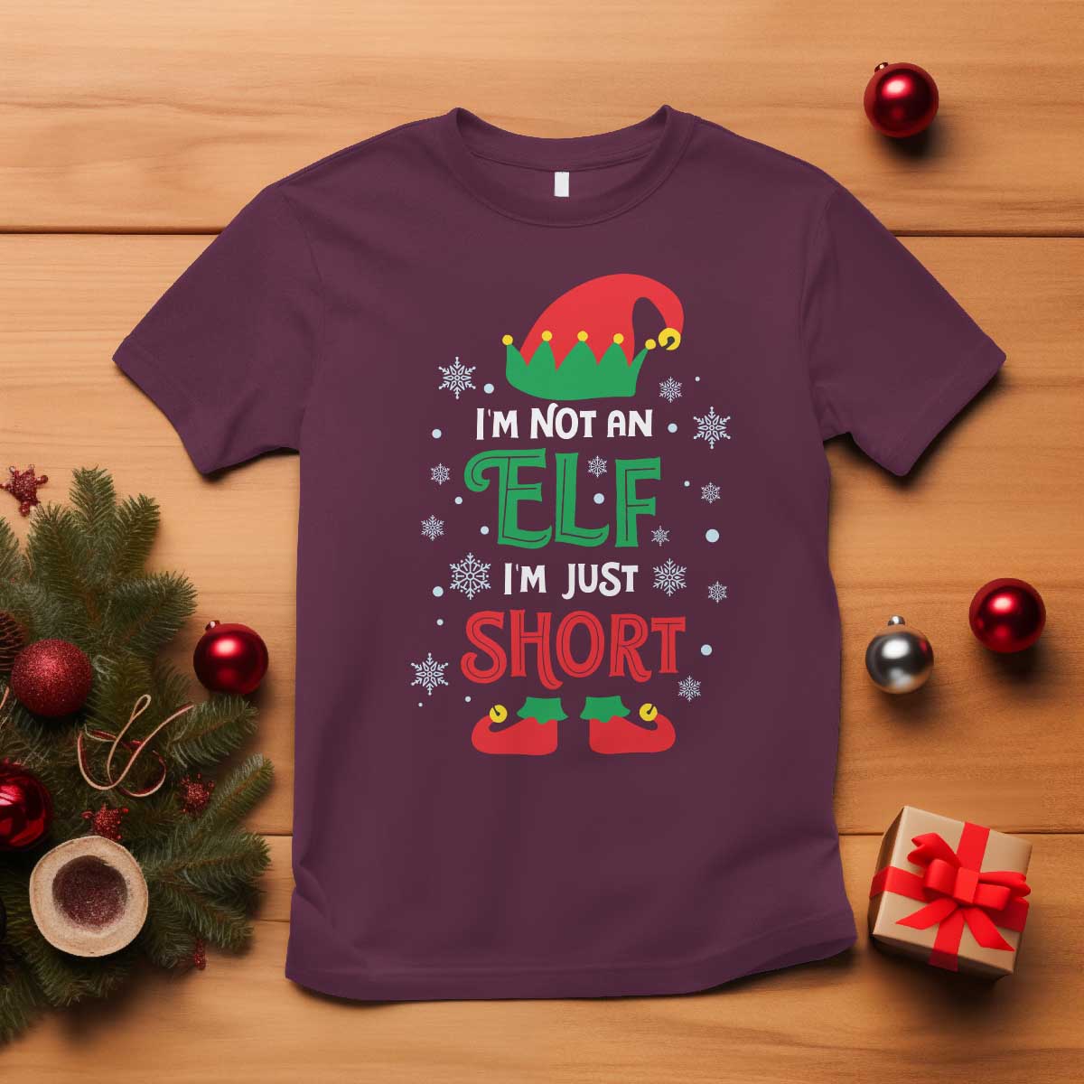 funny-christmas-elf-t-shirt-im-not-an-elf-im-just-short-snowflakes