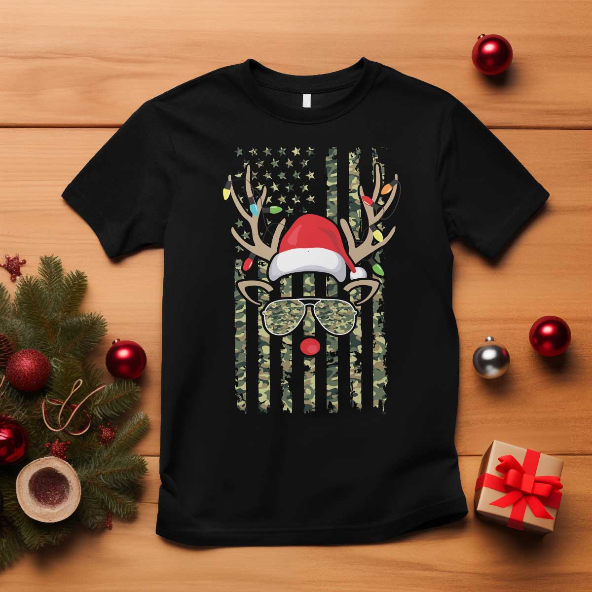 funny-christmas-reindeer-hunting-camo-flag-t-shirt