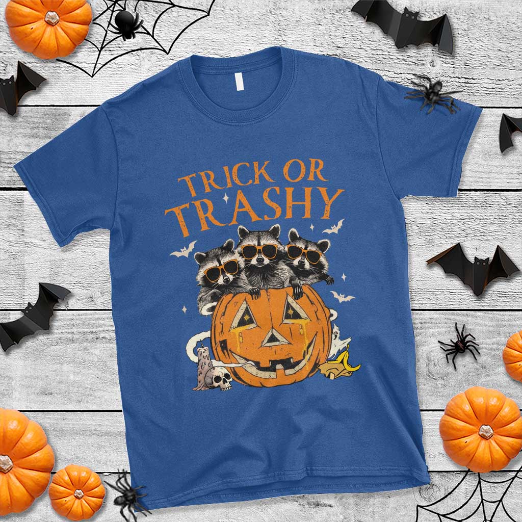 funny-halloween-t-shirt-trick-or-trashy-racoon-vintage-pumpkin-bat-trash
