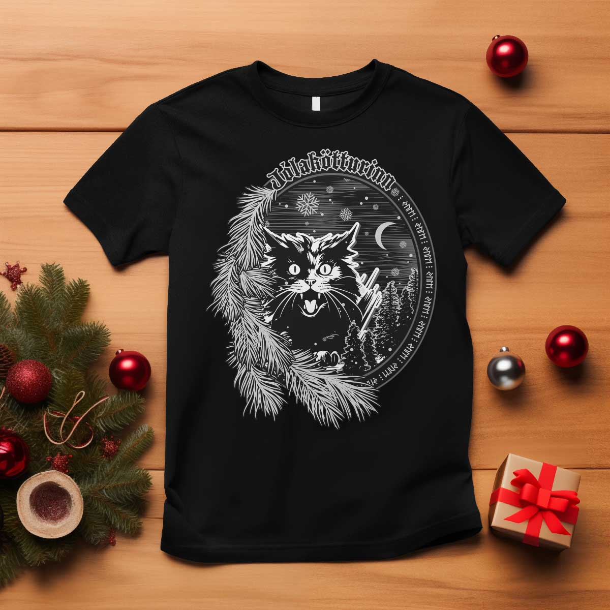 funny-yule-black-cat-mistletoe-jolakotturinn-t-shirt