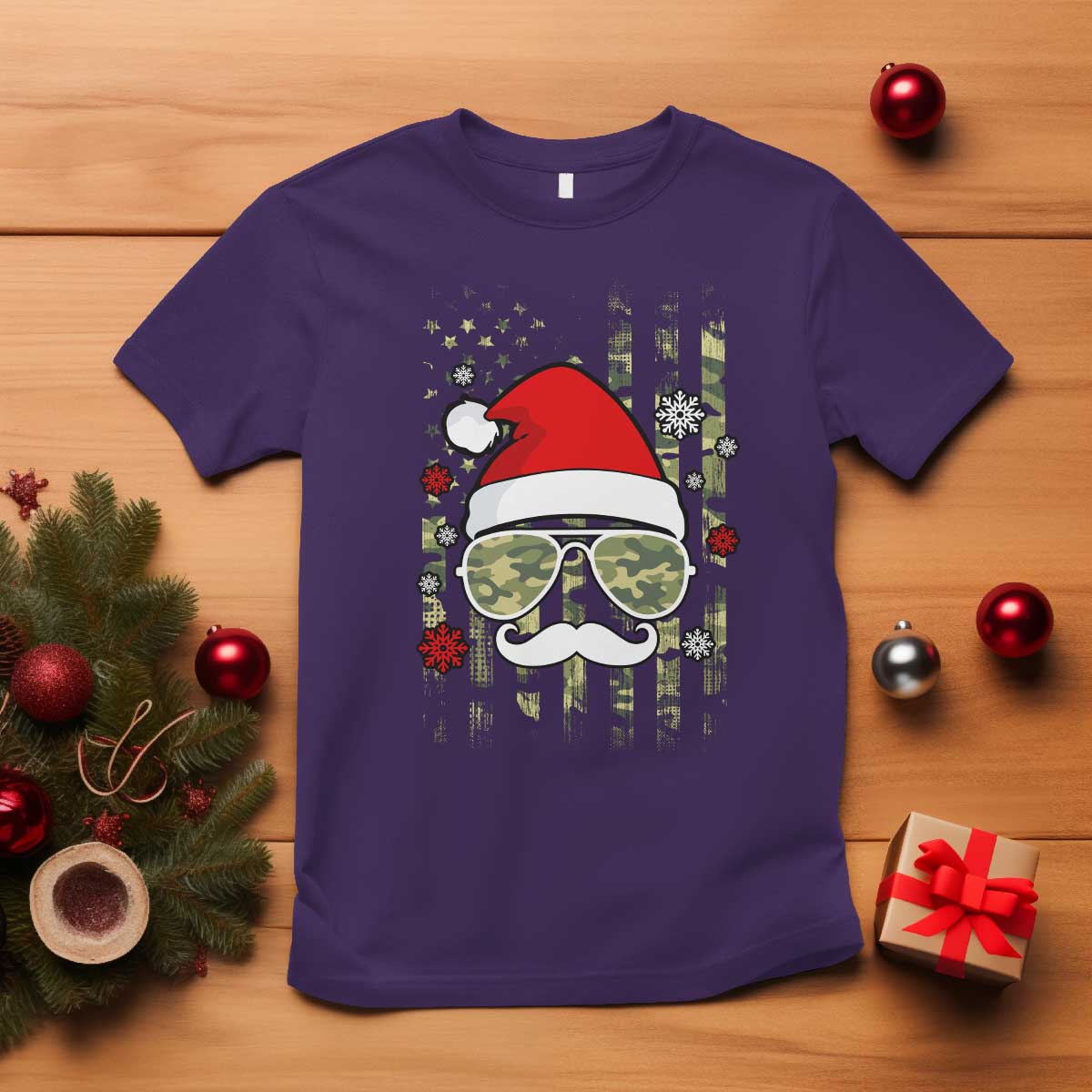 funny-christmas-veteran-t-shirt-santa-hat-camo-american-flag