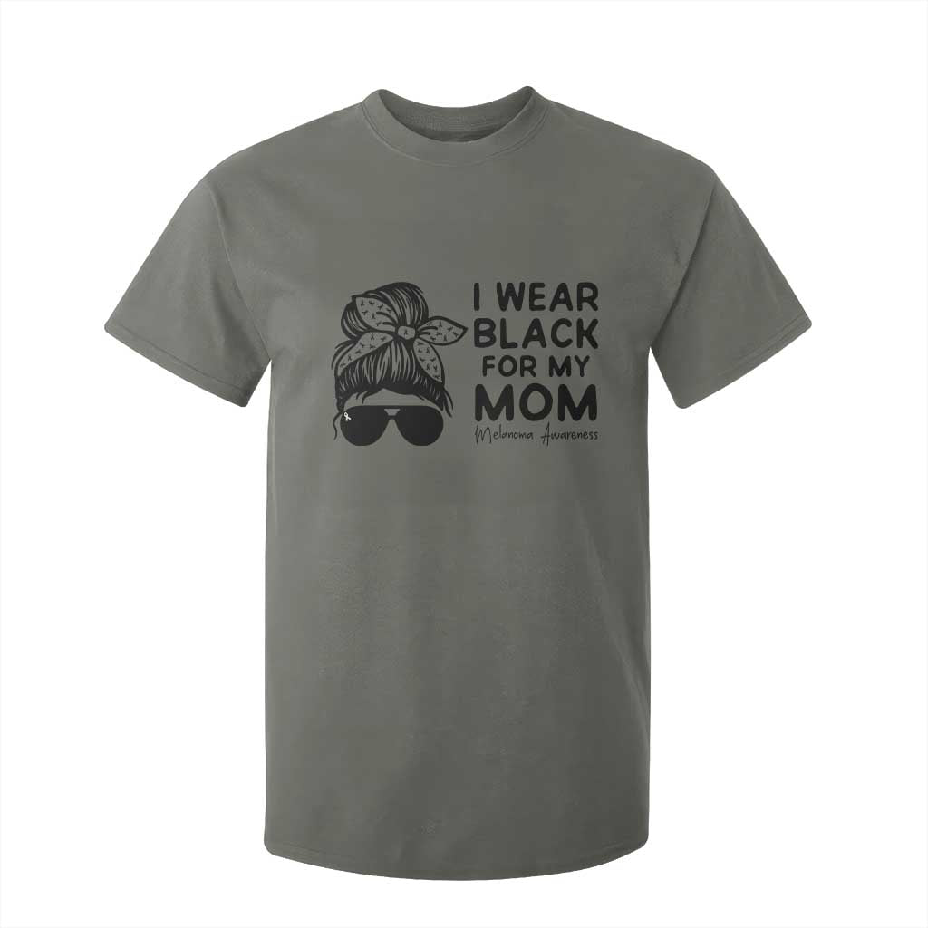 I Wear Black For My Mom T Shirt For Kid Melanoma Support Family Gift