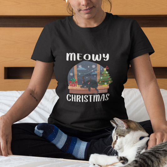 christmas-t-shirt-cat-reindeer-chillin-xmas-eve-window-meowy